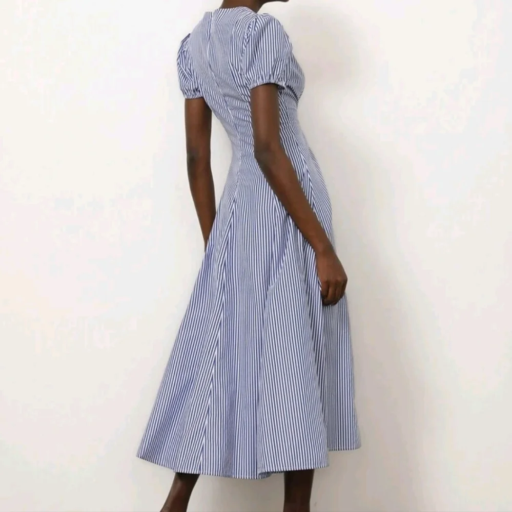 Elegant Commuter Minimalist High-End Design Stripe Blue A-Line Deep V-NECK Puff - Picture 4 of 4